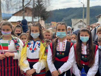 Откриване на ново училище 12.04.2021 г. - ОУ Д-р Петър Берон - Биркова, Велинград