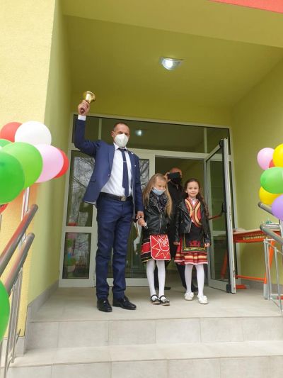 Откриване на ново училище 12.04.2021 г. - ОУ Д-р Петър Берон - Биркова, Велинград